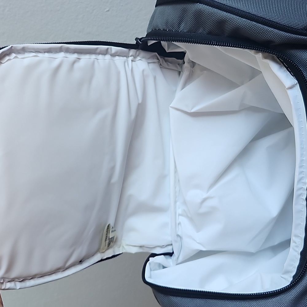 Don Julio 1942 - Cooler bag With 2 Speakers. - Picture 6 of 10